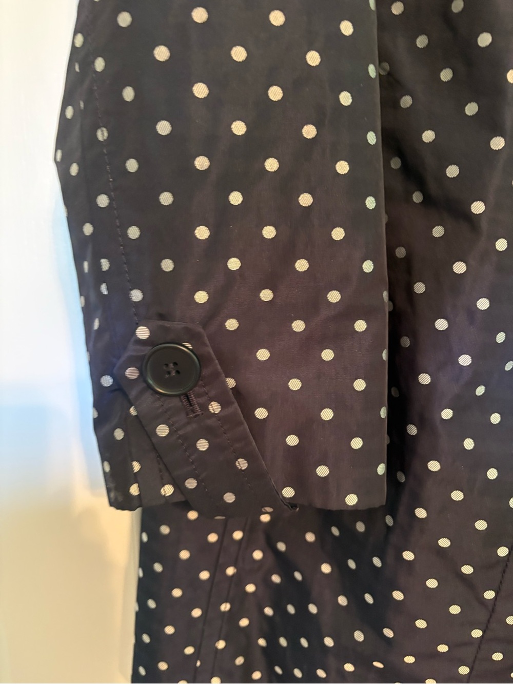 Talbots Navy and White Polka Dot Button Rain Jacket. Like New Condition - Picture 2 of 4